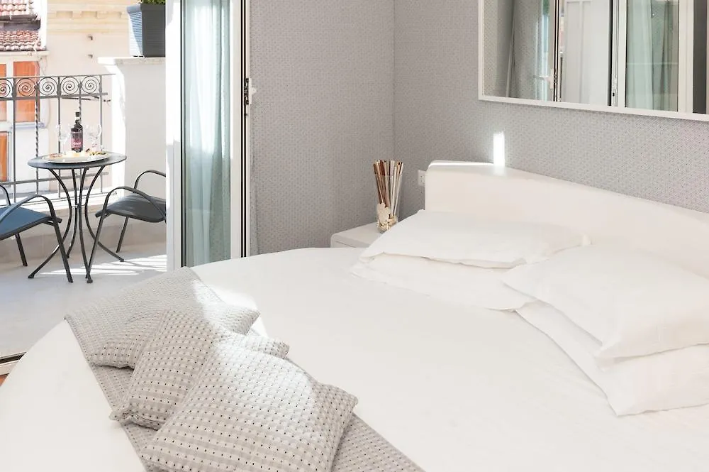 Relais Trevi 95 Boutique Hotel (Adults Only) Rom