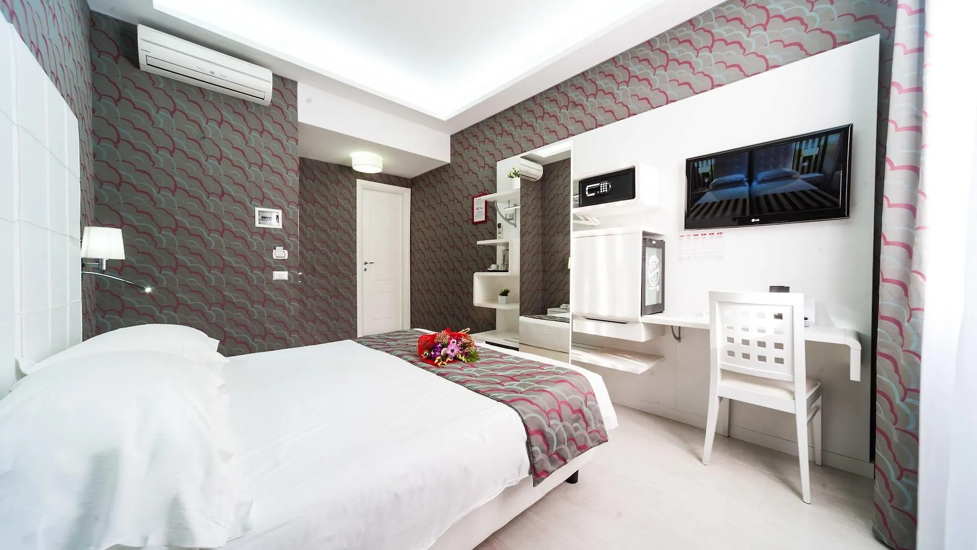 Relais Trevi 95 Boutique Hotel (Adults Only) Rom 4*,