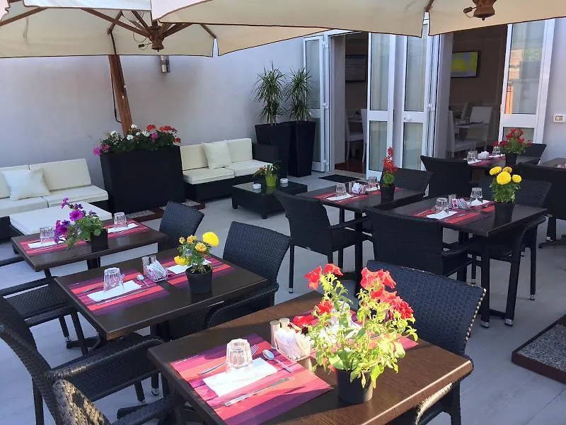 Relais Trevi 95 Boutique Hotel (Adults Only) Rom