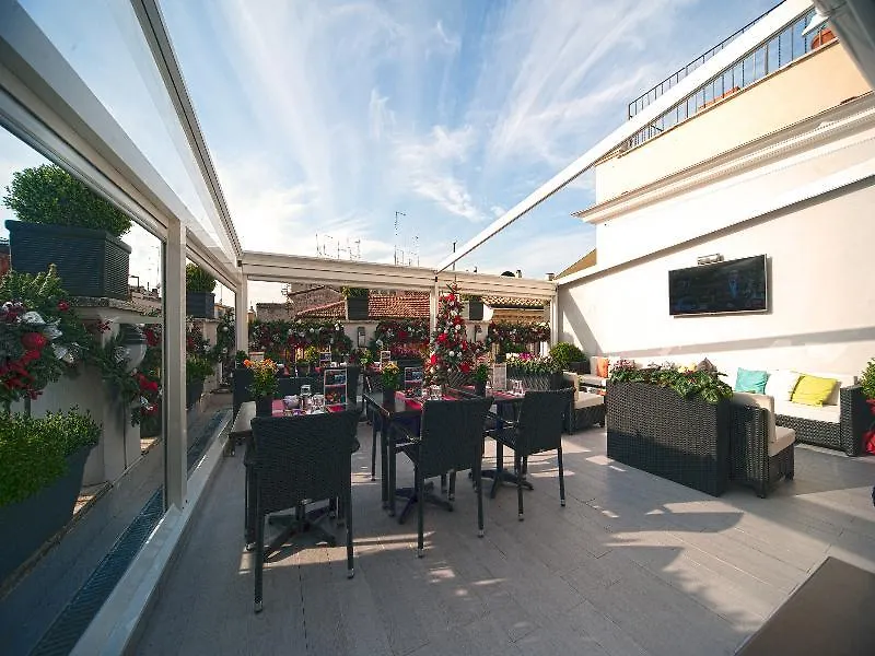 Relais Trevi 95 Boutique Hotel (Adults Only) Rom 4*,