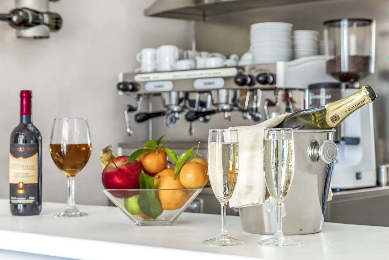 Relais Trevi 95 Boutique Hotel (Adults Only) Rom