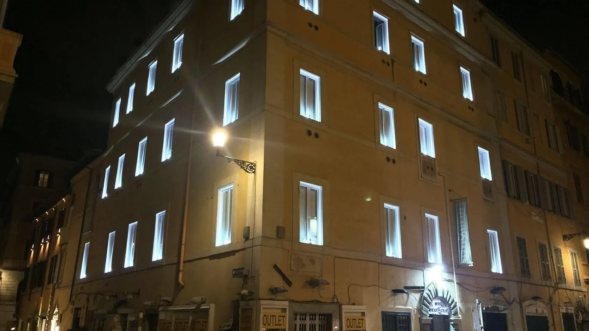 Relais Trevi 95 Boutique Hotel (Adults Only) Rom
